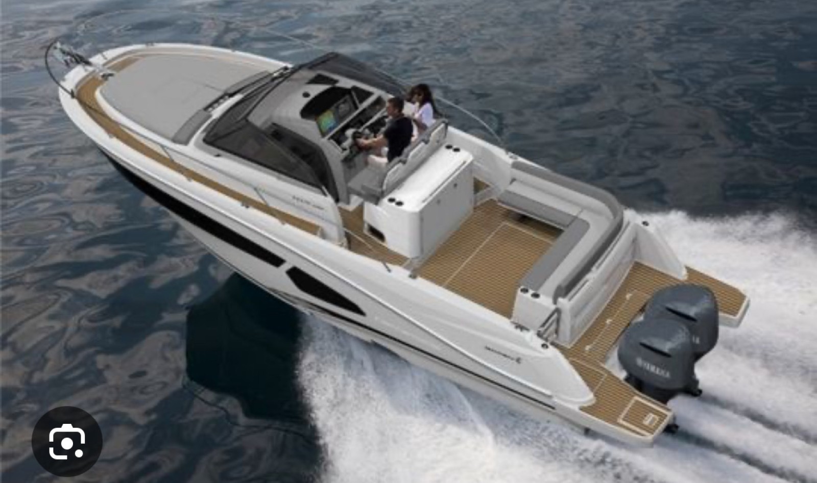 Balade en bateau dans les calanques de Marseille - Jeanneau Cap Camarat 10.5