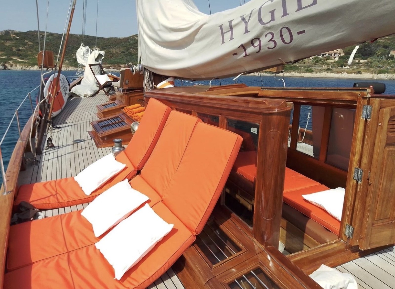 Location d'un magnifique Voilier Hygie de 24 mètres au départ de Marseille