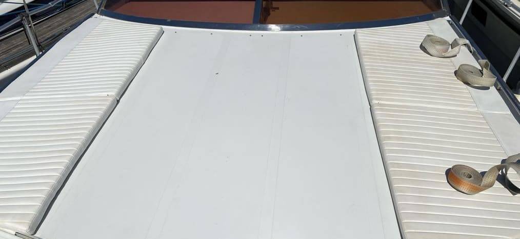 Louer un Yacht Pershing 45 pour 8 personnes à Marseille