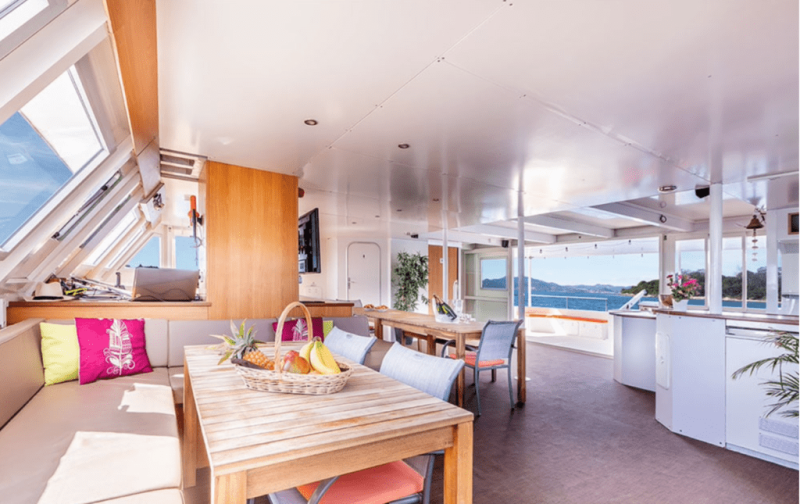 Location Maxi Catamaran Feng Shui à Marseille