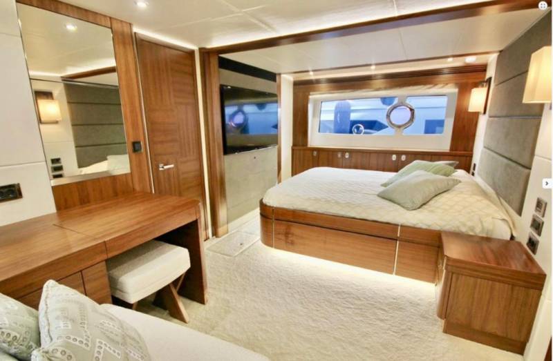 Location de yacht avec skipper pour 8 personnes - Yachting Boat 13 - Sunseeker 75' - cabine