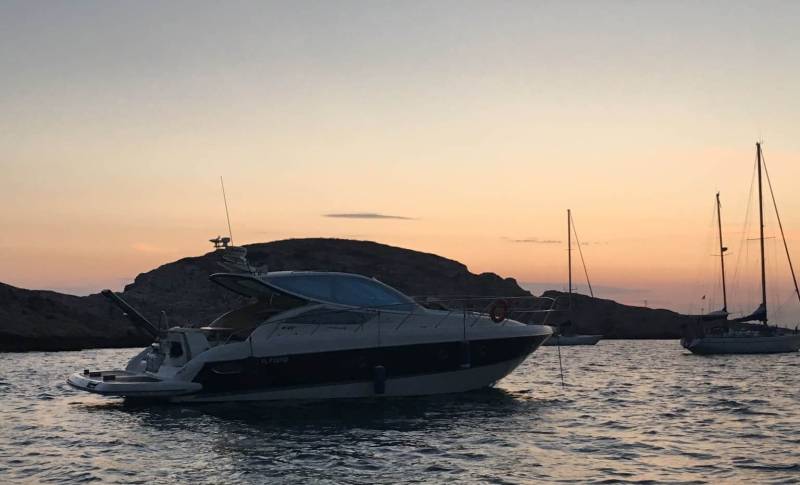 Location de yacht soirée pour coucher de soleil Marseille